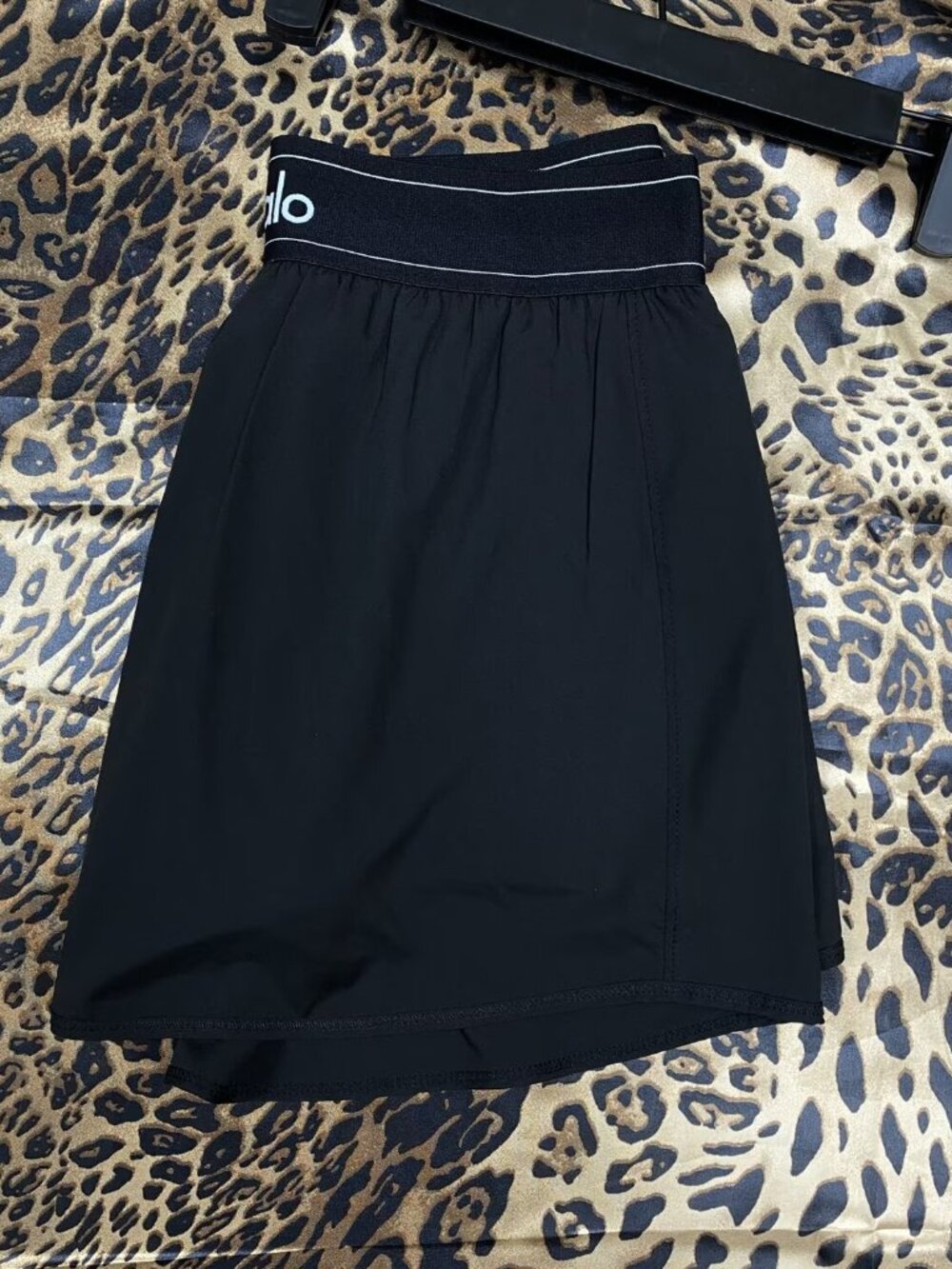 Black Skirt🤩ALO Yoga Match Point Tennis Skirt/Versatile/Brand New🏌️♂️ - Picture 6 of 8